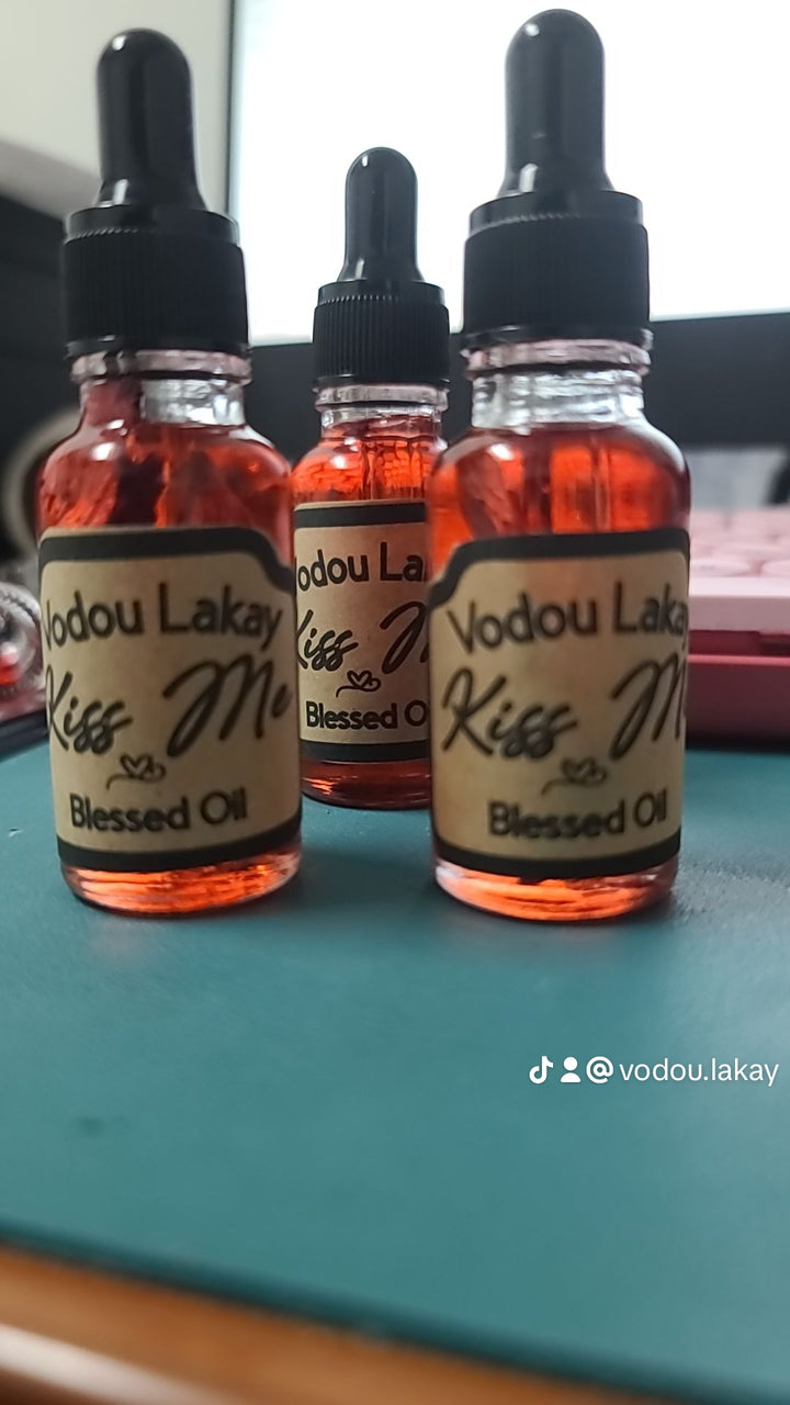 KISS ME blessed oil